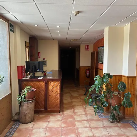 ホテル Restaurante Canos De La Alcaiceria 2*
